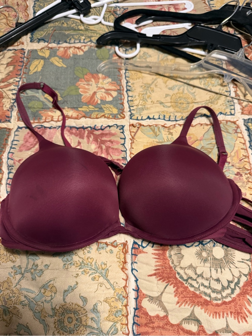 Victoria's Secret Padded T-Shirt Plunge Bra - Burgundy